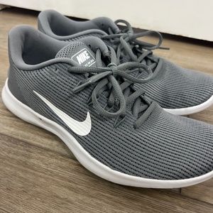Nike flex run womens 8.5